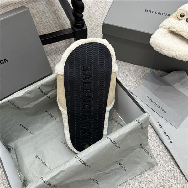 2025112818448979 240